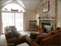852 Crest Pines Lane, Pocono Pines, PA 18350