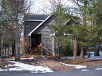103 Midway Dr, Lake Harmony, PA 18624