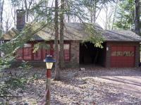 8 Forest Drive, Lake Harmony, PA 18624