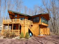 3183 Tall Timber Lake Rd, Pocono Pines, PA 18350