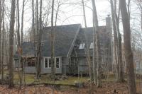383 Maxatawny Dr, Pocono Lake, PA 18347