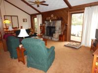 315 Long View Ln, Pocono Pines, PA 18346