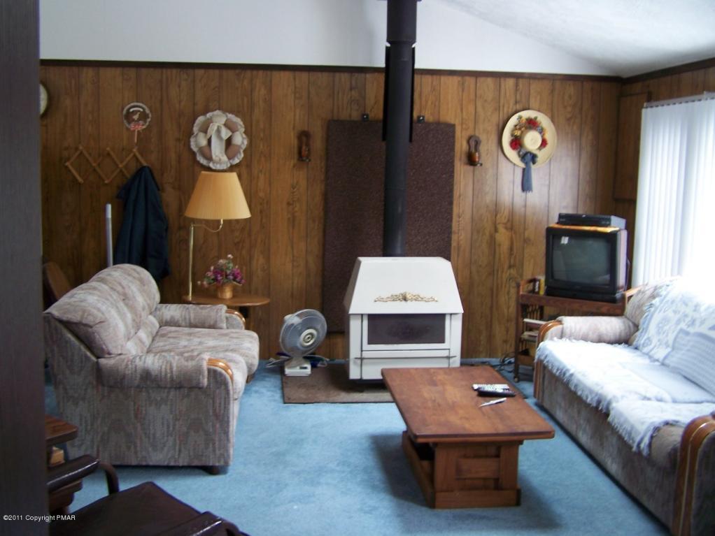 Arrowhead Lakes...$65,000...4 bedrooms, 2 baths...