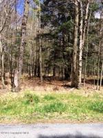 100 King Arthur Road, Blakeslee, PA 18610