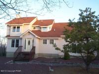 154 Upper Notch Rd, Blakeslee, PA 18610