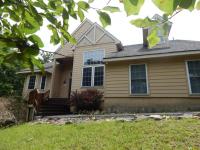 628 Pinecrest Drive, Pocono Pines, PA 18350