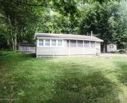 193 Tepee Dr, Pocono Lake, PA 18347