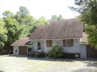 89 Greenwood Rd, Lake Harmony, PA 18624
