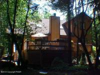 236 Little Pond Cir, Pocono Pines, PA 18350
