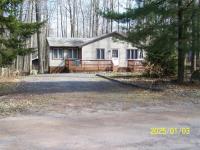 246 Wyalusing Dr, Pocono Lake, PA 18347