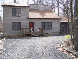 One house, 1 garage, 1 screen porch...on 2 lots, call Arlene or Neal to see this property 570-269-2319