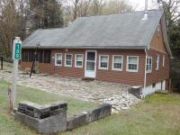 105 Onas Rd, Pocono Pines, PA 18350