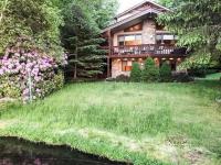 1125 Cherokee Dr, Pocono Lake, PA 18347