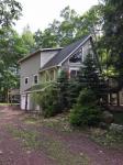 492 Moseywood Rd, Lake Harmony, PA 18624