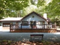 336 Appleseed Road, Pocono Pines, PA 18350