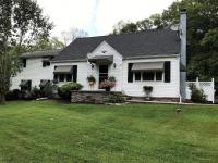 2151 Nuangola Rd, Mountain Top, PA 18707