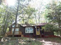 21 Buttonwood Rd, Lake Harmony, PA 18624