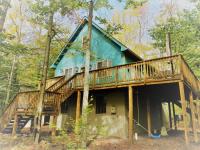 5139 Winamac Dr, Pocono Lake, PA 18347