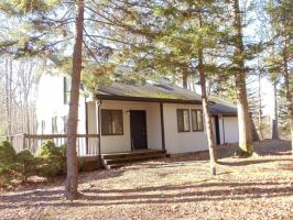 236 Moseywood Rd, Lake Harmony, PA 18624