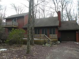 494 Moseywood Rd, Lake Harmony, PA 18624