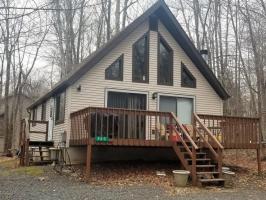 460 Maxatawny Dr, Pocono Lake, PA 18347