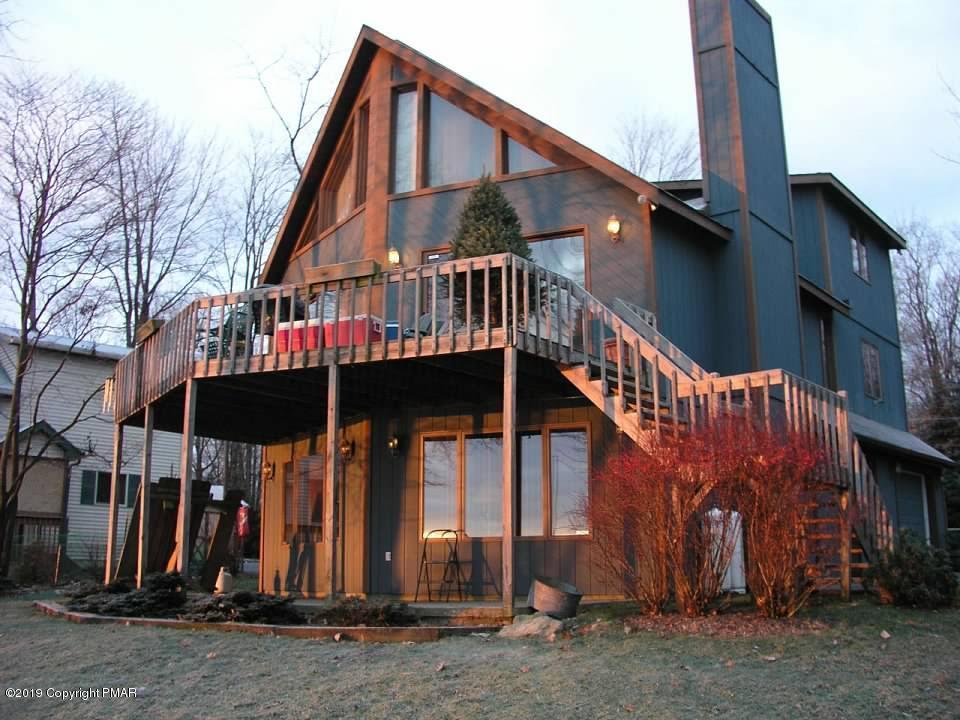 $498,000 ON THE LAKE in Arrowhead lakes; 3 bedrooms, 2 1/2 baths, family room with pool table and built in bar...open loft, large large in closets, call Arlene for your appt today 570-269-2319