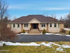 Photo of property at 738 Route 196