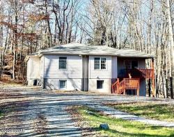 277 Parkwood Drive Lake Ariel, PA 18436