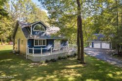 533 Big Oak Road Canadensis, PA 18325