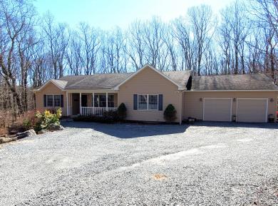 804 E Whippletree Court Lords Valley, PA 18428