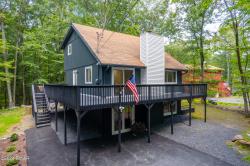 127 Pine Grove Circle Milford, PA 18337