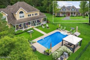 Photo of property at 321 Hemlock Drive