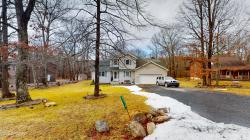 276 Oakenshield Drive Tamiment, PA 18371