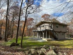 101 Hickory Drive Lords Valley, PA 18428