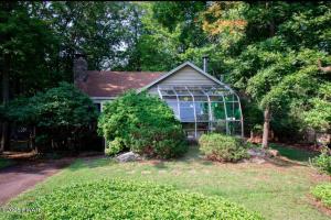 Photo of property at 46 Summit Circle