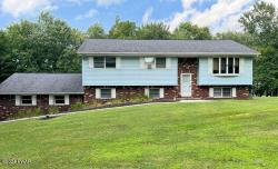 4 Woodbine Drive Waymart, PA 18472