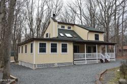 102 Franklin Drive Lords Valley, PA 18428