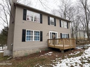 Photo of property at 2622 Foxledge Drive