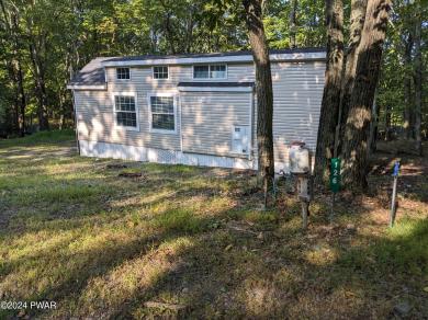 124 & 126 Beaver Lane Shohola, PA 18458