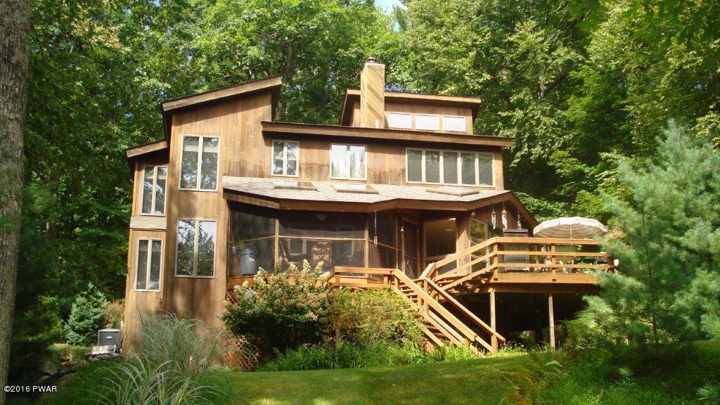 lake wallenpaupack lake houses on the market