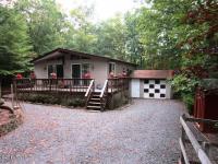 147 Pebble Rock, Lackawaxen, PA 18435
