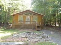 1019 Middleridge Dr, Gouldsboro, PA 18424