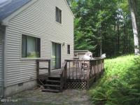 1017 Ironwood Rd, Newfoundland, PA 18445