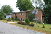 127 Oak St, Hawley, PA 18428