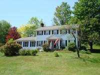 203 Mckinney Rd, Waymart, PA 18472
