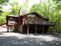4230 Chestnut Hill Dr, Lake Ariel, PA 18436
