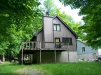 3518 Burnwood Pt, Lake Ariel, PA 18436