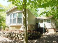 49 Mohican Path, Gouldsboro, PA 18424