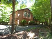 3217 N Gate Rd, Lake Ariel, PA 18436