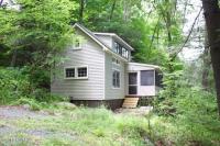 46 Bruner Landing, Greentown, PA 18426
